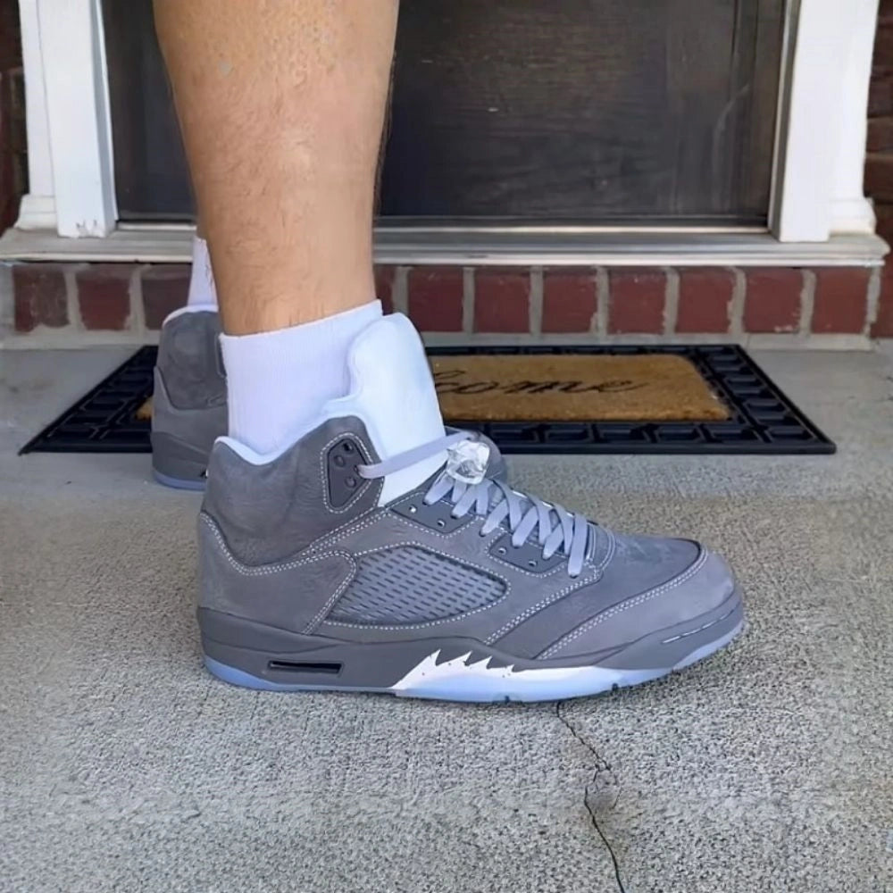 Super Ofertă🔥 5 Retro Wolf Grey
