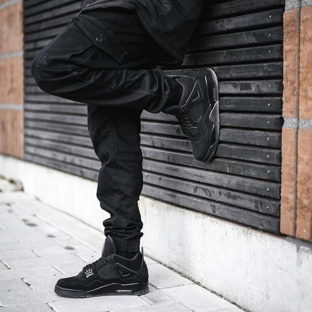 Super Reducere🔥 4 Retro Black Cat